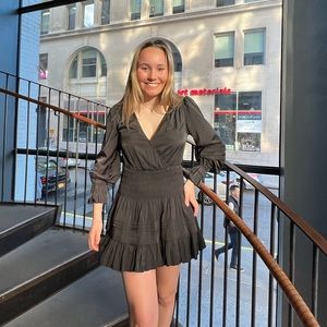 Meet your Posher, Ellie